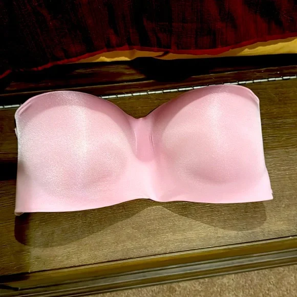 New Skims Body Wireless Strapless Bra 38DD - Picture 2 of 6